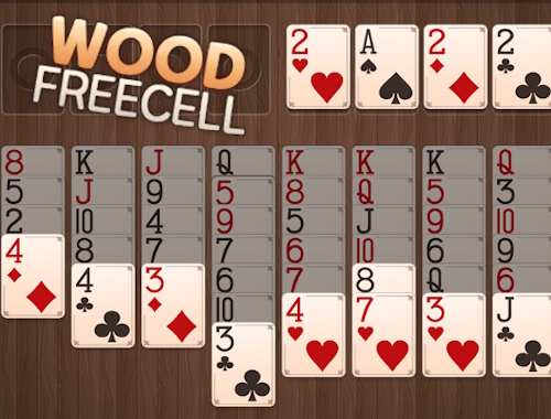 Solitaire voľná bunka na drevenom povrchu .
